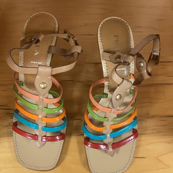 PRADA WOMEN HIGH FASHION SHOES HEELS SIZE EURO 40 MADE IN ITALY - Picture 2 of 9